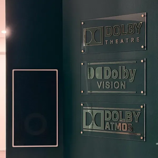 Letrero Dolby Atmos: Decoració - Home Cinema Wall Lights reseña y precio